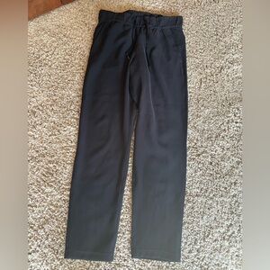 Lululemon woven On The Fly pant size 4 black